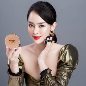 phấn trang điểm